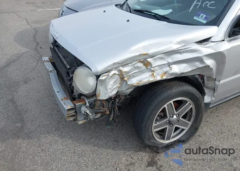 2009 Jeep Patriot Sport z USA, uszkodzony, nr VIN 1J4FF28B79D121537